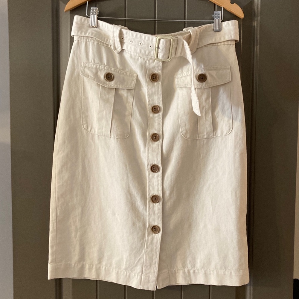 Banana Republic EUC Button-Up Pencil Skirt